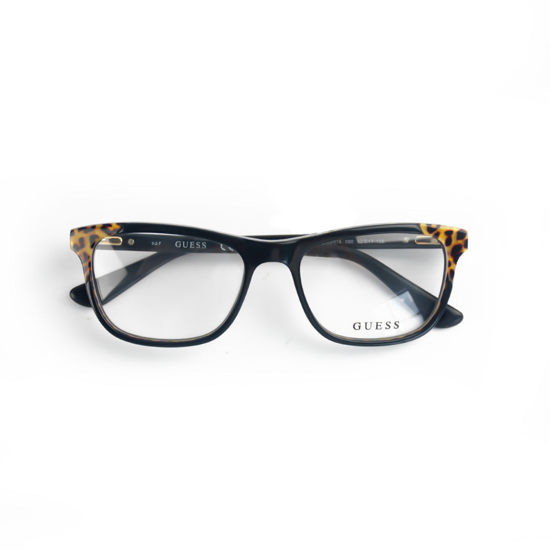 Guess - M000562